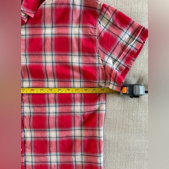 NWOT Universal Thread Red Blue Plaid Short Sleeve Button Down Shirt Top. Size M - Picture 6 of 7